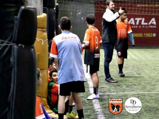 
<a style='margin-left: 5px;' class='btn btn-xs btn-social btn-facebook' href='https://www.facebook.com/sharer/sharer.php?u=https://www.boladovale.com.br/imgs/800-800-90/conteudo/fotos/1899/img3222.jpg' rel='popup' data-width='500' data-height='400'><i class='fa fa-facebook'></i>Compartilhar <span class='hidden-xs'>no Facebook</span>
</a> 
<a class='btn btn-default btn-xs' target='_blank' href='imgs/800-800-90/conteudo/fotos/1899/img3222.jpg'>
<span class='glyphicon glyphicon-cloud-download'></span> Salvar
</a> 
<span></span>