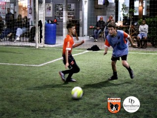 
<a style='margin-left: 5px;' class='btn btn-xs btn-social btn-facebook' href='https://www.facebook.com/sharer/sharer.php?u=https://www.boladovale.com.br/imgs/800-800-90/conteudo/fotos/1899/img3254.jpg' rel='popup' data-width='500' data-height='400'><i class='fa fa-facebook'></i>Compartilhar <span class='hidden-xs'>no Facebook</span>
</a> 
<a class='btn btn-default btn-xs' target='_blank' href='imgs/800-800-90/conteudo/fotos/1899/img3254.jpg'>
<span class='glyphicon glyphicon-cloud-download'></span> Salvar
</a> 
<span></span>