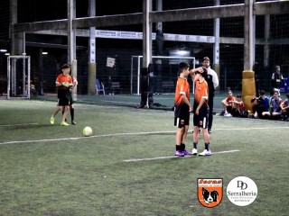 
<a style='margin-left: 5px;' class='btn btn-xs btn-social btn-facebook' href='https://www.facebook.com/sharer/sharer.php?u=https://www.boladovale.com.br/imgs/800-800-90/conteudo/fotos/1899/img3285.jpg' rel='popup' data-width='500' data-height='400'><i class='fa fa-facebook'></i>Compartilhar <span class='hidden-xs'>no Facebook</span>
</a> 
<a class='btn btn-default btn-xs' target='_blank' href='imgs/800-800-90/conteudo/fotos/1899/img3285.jpg'>
<span class='glyphicon glyphicon-cloud-download'></span> Salvar
</a> 
<span></span>