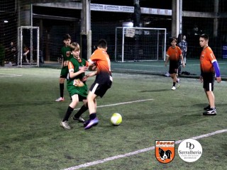 
<a style='margin-left: 5px;' class='btn btn-xs btn-social btn-facebook' href='https://www.facebook.com/sharer/sharer.php?u=https://www.boladovale.com.br/imgs/800-800-90/conteudo/fotos/1899/img3291.jpg' rel='popup' data-width='500' data-height='400'><i class='fa fa-facebook'></i>Compartilhar <span class='hidden-xs'>no Facebook</span>
</a> 
<a class='btn btn-default btn-xs' target='_blank' href='imgs/800-800-90/conteudo/fotos/1899/img3291.jpg'>
<span class='glyphicon glyphicon-cloud-download'></span> Salvar
</a> 
<span></span>