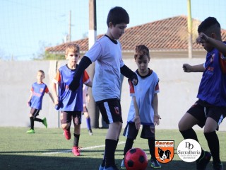 
<a style='margin-left: 5px;' class='btn btn-xs btn-social btn-facebook' href='https://www.facebook.com/sharer/sharer.php?u=https://www.boladovale.com.br/imgs/800-800-90/conteudo/fotos/1900/img3684.jpg' rel='popup' data-width='500' data-height='400'><i class='fa fa-facebook'></i>Compartilhar <span class='hidden-xs'>no Facebook</span>
</a> 
<a class='btn btn-default btn-xs' target='_blank' href='imgs/800-800-90/conteudo/fotos/1900/img3684.jpg'>
<span class='glyphicon glyphicon-cloud-download'></span> Salvar
</a> 
<span></span>