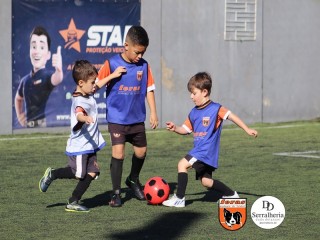 
<a style='margin-left: 5px;' class='btn btn-xs btn-social btn-facebook' href='https://www.facebook.com/sharer/sharer.php?u=https://www.boladovale.com.br/imgs/800-800-90/conteudo/fotos/1900/img3701.jpg' rel='popup' data-width='500' data-height='400'><i class='fa fa-facebook'></i>Compartilhar <span class='hidden-xs'>no Facebook</span>
</a> 
<a class='btn btn-default btn-xs' target='_blank' href='imgs/800-800-90/conteudo/fotos/1900/img3701.jpg'>
<span class='glyphicon glyphicon-cloud-download'></span> Salvar
</a> 
<span></span>