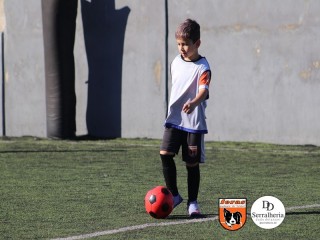 
<a style='margin-left: 5px;' class='btn btn-xs btn-social btn-facebook' href='https://www.facebook.com/sharer/sharer.php?u=https://www.boladovale.com.br/imgs/800-800-90/conteudo/fotos/1900/img3728.jpg' rel='popup' data-width='500' data-height='400'><i class='fa fa-facebook'></i>Compartilhar <span class='hidden-xs'>no Facebook</span>
</a> 
<a class='btn btn-default btn-xs' target='_blank' href='imgs/800-800-90/conteudo/fotos/1900/img3728.jpg'>
<span class='glyphicon glyphicon-cloud-download'></span> Salvar
</a> 
<span></span>