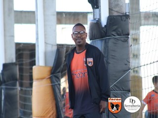
<a style='margin-left: 5px;' class='btn btn-xs btn-social btn-facebook' href='https://www.facebook.com/sharer/sharer.php?u=https://www.boladovale.com.br/imgs/800-800-90/conteudo/fotos/1900/img3856.jpg' rel='popup' data-width='500' data-height='400'><i class='fa fa-facebook'></i>Compartilhar <span class='hidden-xs'>no Facebook</span>
</a> 
<a class='btn btn-default btn-xs' target='_blank' href='imgs/800-800-90/conteudo/fotos/1900/img3856.jpg'>
<span class='glyphicon glyphicon-cloud-download'></span> Salvar
</a> 
<span></span>
