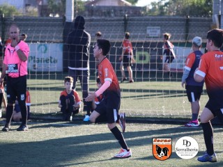 
<a style='margin-left: 5px;' class='btn btn-xs btn-social btn-facebook' href='https://www.facebook.com/sharer/sharer.php?u=https://www.boladovale.com.br/imgs/800-800-90/conteudo/fotos/1900/img4103.jpg' rel='popup' data-width='500' data-height='400'><i class='fa fa-facebook'></i>Compartilhar <span class='hidden-xs'>no Facebook</span>
</a> 
<a class='btn btn-default btn-xs' target='_blank' href='imgs/800-800-90/conteudo/fotos/1900/img4103.jpg'>
<span class='glyphicon glyphicon-cloud-download'></span> Salvar
</a> 
<span></span>