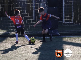 
<a style='margin-left: 5px;' class='btn btn-xs btn-social btn-facebook' href='https://www.facebook.com/sharer/sharer.php?u=https://www.boladovale.com.br/imgs/800-800-90/conteudo/fotos/1900/img4130.jpg' rel='popup' data-width='500' data-height='400'><i class='fa fa-facebook'></i>Compartilhar <span class='hidden-xs'>no Facebook</span>
</a> 
<a class='btn btn-default btn-xs' target='_blank' href='imgs/800-800-90/conteudo/fotos/1900/img4130.jpg'>
<span class='glyphicon glyphicon-cloud-download'></span> Salvar
</a> 
<span></span>