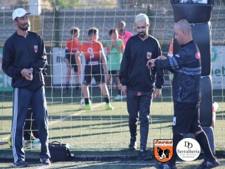 
<a style='margin-left: 5px;' class='btn btn-xs btn-social btn-facebook' href='https://www.facebook.com/sharer/sharer.php?u=https://www.boladovale.com.br/imgs/800-800-90/conteudo/fotos/1900/img4146.jpg' rel='popup' data-width='500' data-height='400'><i class='fa fa-facebook'></i>Compartilhar <span class='hidden-xs'>no Facebook</span>
</a> 
<a class='btn btn-default btn-xs' target='_blank' href='imgs/800-800-90/conteudo/fotos/1900/img4146.jpg'>
<span class='glyphicon glyphicon-cloud-download'></span> Salvar
</a> 
<span></span>