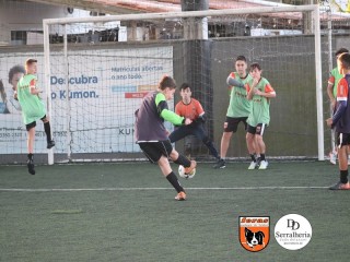 
<a style='margin-left: 5px;' class='btn btn-xs btn-social btn-facebook' href='https://www.facebook.com/sharer/sharer.php?u=https://www.boladovale.com.br/imgs/800-800-90/conteudo/fotos/1901/img4305.jpg' rel='popup' data-width='500' data-height='400'><i class='fa fa-facebook'></i>Compartilhar <span class='hidden-xs'>no Facebook</span>
</a> 
<a class='btn btn-default btn-xs' target='_blank' href='imgs/800-800-90/conteudo/fotos/1901/img4305.jpg'>
<span class='glyphicon glyphicon-cloud-download'></span> Salvar
</a> 
<span></span>