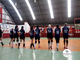 
<a style='margin-left: 5px;' class='btn btn-xs btn-social btn-facebook' href='https://www.facebook.com/sharer/sharer.php?u=https://www.boladovale.com.br/imgs/800-800-90/conteudo/fotos/1902/img5779.jpg' rel='popup' data-width='500' data-height='400'><i class='fa fa-facebook'></i>Compartilhar <span class='hidden-xs'>no Facebook</span>
</a> 
<a class='btn btn-default btn-xs' target='_blank' href='imgs/800-800-90/conteudo/fotos/1902/img5779.jpg'>
<span class='glyphicon glyphicon-cloud-download'></span> Salvar
</a> 
<span></span>