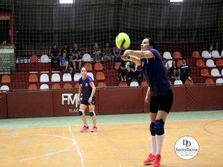 
<a style='margin-left: 5px;' class='btn btn-xs btn-social btn-facebook' href='https://www.facebook.com/sharer/sharer.php?u=https://www.boladovale.com.br/imgs/800-800-90/conteudo/fotos/1902/img5866.jpg' rel='popup' data-width='500' data-height='400'><i class='fa fa-facebook'></i>Compartilhar <span class='hidden-xs'>no Facebook</span>
</a> 
<a class='btn btn-default btn-xs' target='_blank' href='imgs/800-800-90/conteudo/fotos/1902/img5866.jpg'>
<span class='glyphicon glyphicon-cloud-download'></span> Salvar
</a> 
<span></span>