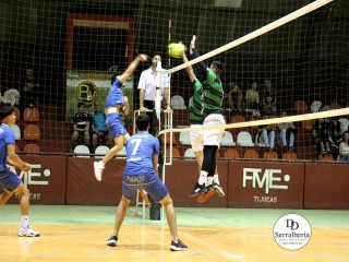 
<a style='margin-left: 5px;' class='btn btn-xs btn-social btn-facebook' href='https://www.facebook.com/sharer/sharer.php?u=https://www.boladovale.com.br/imgs/800-800-90/conteudo/fotos/1903/img5964.jpg' rel='popup' data-width='500' data-height='400'><i class='fa fa-facebook'></i>Compartilhar <span class='hidden-xs'>no Facebook</span>
</a> 
<a class='btn btn-default btn-xs' target='_blank' href='imgs/800-800-90/conteudo/fotos/1903/img5964.jpg'>
<span class='glyphicon glyphicon-cloud-download'></span> Salvar
</a> 
<span></span>