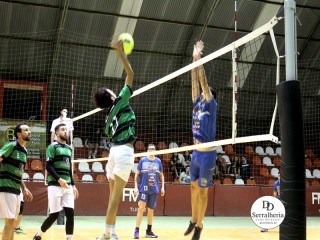 
<a style='margin-left: 5px;' class='btn btn-xs btn-social btn-facebook' href='https://www.facebook.com/sharer/sharer.php?u=https://www.boladovale.com.br/imgs/800-800-90/conteudo/fotos/1903/img6002.jpg' rel='popup' data-width='500' data-height='400'><i class='fa fa-facebook'></i>Compartilhar <span class='hidden-xs'>no Facebook</span>
</a> 
<a class='btn btn-default btn-xs' target='_blank' href='imgs/800-800-90/conteudo/fotos/1903/img6002.jpg'>
<span class='glyphicon glyphicon-cloud-download'></span> Salvar
</a> 
<span></span>