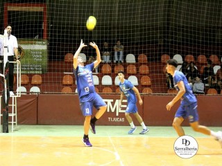 
<a style='margin-left: 5px;' class='btn btn-xs btn-social btn-facebook' href='https://www.facebook.com/sharer/sharer.php?u=https://www.boladovale.com.br/imgs/800-800-90/conteudo/fotos/1903/img6019.jpg' rel='popup' data-width='500' data-height='400'><i class='fa fa-facebook'></i>Compartilhar <span class='hidden-xs'>no Facebook</span>
</a> 
<a class='btn btn-default btn-xs' target='_blank' href='imgs/800-800-90/conteudo/fotos/1903/img6019.jpg'>
<span class='glyphicon glyphicon-cloud-download'></span> Salvar
</a> 
<span></span>