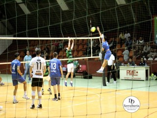 
<a style='margin-left: 5px;' class='btn btn-xs btn-social btn-facebook' href='https://www.facebook.com/sharer/sharer.php?u=https://www.boladovale.com.br/imgs/800-800-90/conteudo/fotos/1903/img6050.jpg' rel='popup' data-width='500' data-height='400'><i class='fa fa-facebook'></i>Compartilhar <span class='hidden-xs'>no Facebook</span>
</a> 
<a class='btn btn-default btn-xs' target='_blank' href='imgs/800-800-90/conteudo/fotos/1903/img6050.jpg'>
<span class='glyphicon glyphicon-cloud-download'></span> Salvar
</a> 
<span></span>