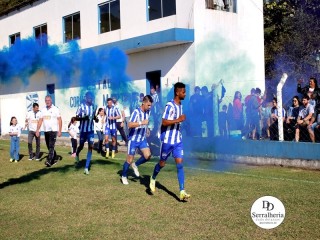 
<a style='margin-left: 5px;' class='btn btn-xs btn-social btn-facebook' href='https://www.facebook.com/sharer/sharer.php?u=https://www.boladovale.com.br/imgs/800-800-90/conteudo/fotos/1904/img7716.jpg' rel='popup' data-width='500' data-height='400'><i class='fa fa-facebook'></i>Compartilhar <span class='hidden-xs'>no Facebook</span>
</a> 
<a class='btn btn-default btn-xs' target='_blank' href='imgs/800-800-90/conteudo/fotos/1904/img7716.jpg'>
<span class='glyphicon glyphicon-cloud-download'></span> Salvar
</a> 
<span></span>