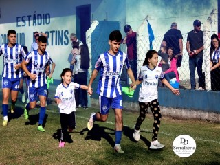 
<a style='margin-left: 5px;' class='btn btn-xs btn-social btn-facebook' href='https://www.facebook.com/sharer/sharer.php?u=https://www.boladovale.com.br/imgs/800-800-90/conteudo/fotos/1904/img7731.jpg' rel='popup' data-width='500' data-height='400'><i class='fa fa-facebook'></i>Compartilhar <span class='hidden-xs'>no Facebook</span>
</a> 
<a class='btn btn-default btn-xs' target='_blank' href='imgs/800-800-90/conteudo/fotos/1904/img7731.jpg'>
<span class='glyphicon glyphicon-cloud-download'></span> Salvar
</a> 
<span></span>