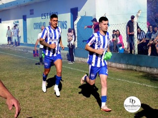 
<a style='margin-left: 5px;' class='btn btn-xs btn-social btn-facebook' href='https://www.facebook.com/sharer/sharer.php?u=https://www.boladovale.com.br/imgs/800-800-90/conteudo/fotos/1904/img7734.jpg' rel='popup' data-width='500' data-height='400'><i class='fa fa-facebook'></i>Compartilhar <span class='hidden-xs'>no Facebook</span>
</a> 
<a class='btn btn-default btn-xs' target='_blank' href='imgs/800-800-90/conteudo/fotos/1904/img7734.jpg'>
<span class='glyphicon glyphicon-cloud-download'></span> Salvar
</a> 
<span></span>