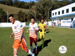 
<a style='margin-left: 5px;' class='btn btn-xs btn-social btn-facebook' href='https://www.facebook.com/sharer/sharer.php?u=https://www.boladovale.com.br/imgs/800-800-90/conteudo/fotos/1904/img7752.jpg' rel='popup' data-width='500' data-height='400'><i class='fa fa-facebook'></i>Compartilhar <span class='hidden-xs'>no Facebook</span>
</a> 
<a class='btn btn-default btn-xs' target='_blank' href='imgs/800-800-90/conteudo/fotos/1904/img7752.jpg'>
<span class='glyphicon glyphicon-cloud-download'></span> Salvar
</a> 
<span></span>
