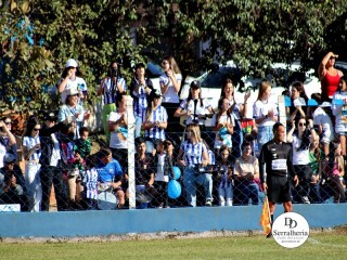 
<a style='margin-left: 5px;' class='btn btn-xs btn-social btn-facebook' href='https://www.facebook.com/sharer/sharer.php?u=https://www.boladovale.com.br/imgs/800-800-90/conteudo/fotos/1904/img7776.jpg' rel='popup' data-width='500' data-height='400'><i class='fa fa-facebook'></i>Compartilhar <span class='hidden-xs'>no Facebook</span>
</a> 
<a class='btn btn-default btn-xs' target='_blank' href='imgs/800-800-90/conteudo/fotos/1904/img7776.jpg'>
<span class='glyphicon glyphicon-cloud-download'></span> Salvar
</a> 
<span></span>
