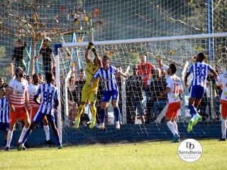 
<a style='margin-left: 5px;' class='btn btn-xs btn-social btn-facebook' href='https://www.facebook.com/sharer/sharer.php?u=https://www.boladovale.com.br/imgs/800-800-90/conteudo/fotos/1904/img7935.jpg' rel='popup' data-width='500' data-height='400'><i class='fa fa-facebook'></i>Compartilhar <span class='hidden-xs'>no Facebook</span>
</a> 
<a class='btn btn-default btn-xs' target='_blank' href='imgs/800-800-90/conteudo/fotos/1904/img7935.jpg'>
<span class='glyphicon glyphicon-cloud-download'></span> Salvar
</a> 
<span></span>