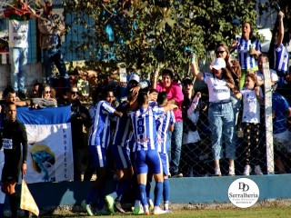 
<a style='margin-left: 5px;' class='btn btn-xs btn-social btn-facebook' href='https://www.facebook.com/sharer/sharer.php?u=https://www.boladovale.com.br/imgs/800-800-90/conteudo/fotos/1904/img7949.jpg' rel='popup' data-width='500' data-height='400'><i class='fa fa-facebook'></i>Compartilhar <span class='hidden-xs'>no Facebook</span>
</a> 
<a class='btn btn-default btn-xs' target='_blank' href='imgs/800-800-90/conteudo/fotos/1904/img7949.jpg'>
<span class='glyphicon glyphicon-cloud-download'></span> Salvar
</a> 
<span></span>