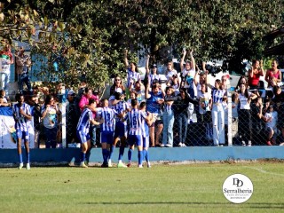 
<a style='margin-left: 5px;' class='btn btn-xs btn-social btn-facebook' href='https://www.facebook.com/sharer/sharer.php?u=https://www.boladovale.com.br/imgs/800-800-90/conteudo/fotos/1904/img7953.jpg' rel='popup' data-width='500' data-height='400'><i class='fa fa-facebook'></i>Compartilhar <span class='hidden-xs'>no Facebook</span>
</a> 
<a class='btn btn-default btn-xs' target='_blank' href='imgs/800-800-90/conteudo/fotos/1904/img7953.jpg'>
<span class='glyphicon glyphicon-cloud-download'></span> Salvar
</a> 
<span></span>