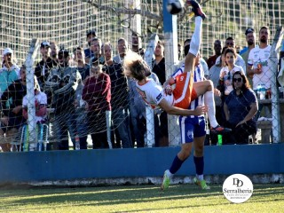 
<a style='margin-left: 5px;' class='btn btn-xs btn-social btn-facebook' href='https://www.facebook.com/sharer/sharer.php?u=https://www.boladovale.com.br/imgs/800-800-90/conteudo/fotos/1904/img8007.jpg' rel='popup' data-width='500' data-height='400'><i class='fa fa-facebook'></i>Compartilhar <span class='hidden-xs'>no Facebook</span>
</a> 
<a class='btn btn-default btn-xs' target='_blank' href='imgs/800-800-90/conteudo/fotos/1904/img8007.jpg'>
<span class='glyphicon glyphicon-cloud-download'></span> Salvar
</a> 
<span></span>