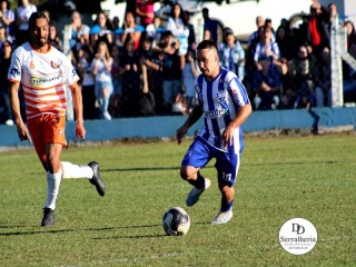 
<a style='margin-left: 5px;' class='btn btn-xs btn-social btn-facebook' href='https://www.facebook.com/sharer/sharer.php?u=https://www.boladovale.com.br/imgs/800-800-90/conteudo/fotos/1904/img8009.jpg' rel='popup' data-width='500' data-height='400'><i class='fa fa-facebook'></i>Compartilhar <span class='hidden-xs'>no Facebook</span>
</a> 
<a class='btn btn-default btn-xs' target='_blank' href='imgs/800-800-90/conteudo/fotos/1904/img8009.jpg'>
<span class='glyphicon glyphicon-cloud-download'></span> Salvar
</a> 
<span></span>