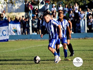 
<a style='margin-left: 5px;' class='btn btn-xs btn-social btn-facebook' href='https://www.facebook.com/sharer/sharer.php?u=https://www.boladovale.com.br/imgs/800-800-90/conteudo/fotos/1904/img8014.jpg' rel='popup' data-width='500' data-height='400'><i class='fa fa-facebook'></i>Compartilhar <span class='hidden-xs'>no Facebook</span>
</a> 
<a class='btn btn-default btn-xs' target='_blank' href='imgs/800-800-90/conteudo/fotos/1904/img8014.jpg'>
<span class='glyphicon glyphicon-cloud-download'></span> Salvar
</a> 
<span></span>