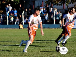 
<a style='margin-left: 5px;' class='btn btn-xs btn-social btn-facebook' href='https://www.facebook.com/sharer/sharer.php?u=https://www.boladovale.com.br/imgs/800-800-90/conteudo/fotos/1904/img8016.jpg' rel='popup' data-width='500' data-height='400'><i class='fa fa-facebook'></i>Compartilhar <span class='hidden-xs'>no Facebook</span>
</a> 
<a class='btn btn-default btn-xs' target='_blank' href='imgs/800-800-90/conteudo/fotos/1904/img8016.jpg'>
<span class='glyphicon glyphicon-cloud-download'></span> Salvar
</a> 
<span></span>