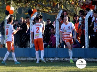 
<a style='margin-left: 5px;' class='btn btn-xs btn-social btn-facebook' href='https://www.facebook.com/sharer/sharer.php?u=https://www.boladovale.com.br/imgs/800-800-90/conteudo/fotos/1904/img8035.jpg' rel='popup' data-width='500' data-height='400'><i class='fa fa-facebook'></i>Compartilhar <span class='hidden-xs'>no Facebook</span>
</a> 
<a class='btn btn-default btn-xs' target='_blank' href='imgs/800-800-90/conteudo/fotos/1904/img8035.jpg'>
<span class='glyphicon glyphicon-cloud-download'></span> Salvar
</a> 
<span></span>