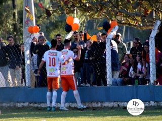 
<a style='margin-left: 5px;' class='btn btn-xs btn-social btn-facebook' href='https://www.facebook.com/sharer/sharer.php?u=https://www.boladovale.com.br/imgs/800-800-90/conteudo/fotos/1904/img8037.jpg' rel='popup' data-width='500' data-height='400'><i class='fa fa-facebook'></i>Compartilhar <span class='hidden-xs'>no Facebook</span>
</a> 
<a class='btn btn-default btn-xs' target='_blank' href='imgs/800-800-90/conteudo/fotos/1904/img8037.jpg'>
<span class='glyphicon glyphicon-cloud-download'></span> Salvar
</a> 
<span></span>