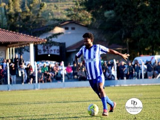 
<a style='margin-left: 5px;' class='btn btn-xs btn-social btn-facebook' href='https://www.facebook.com/sharer/sharer.php?u=https://www.boladovale.com.br/imgs/800-800-90/conteudo/fotos/1904/img8090.jpg' rel='popup' data-width='500' data-height='400'><i class='fa fa-facebook'></i>Compartilhar <span class='hidden-xs'>no Facebook</span>
</a> 
<a class='btn btn-default btn-xs' target='_blank' href='imgs/800-800-90/conteudo/fotos/1904/img8090.jpg'>
<span class='glyphicon glyphicon-cloud-download'></span> Salvar
</a> 
<span></span>