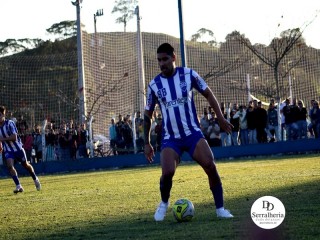 
<a style='margin-left: 5px;' class='btn btn-xs btn-social btn-facebook' href='https://www.facebook.com/sharer/sharer.php?u=https://www.boladovale.com.br/imgs/800-800-90/conteudo/fotos/1904/img8098.jpg' rel='popup' data-width='500' data-height='400'><i class='fa fa-facebook'></i>Compartilhar <span class='hidden-xs'>no Facebook</span>
</a> 
<a class='btn btn-default btn-xs' target='_blank' href='imgs/800-800-90/conteudo/fotos/1904/img8098.jpg'>
<span class='glyphicon glyphicon-cloud-download'></span> Salvar
</a> 
<span></span>