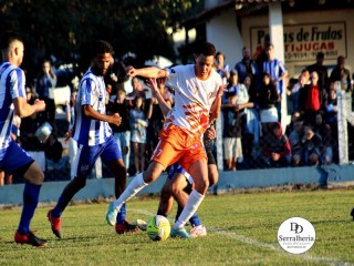 
<a style='margin-left: 5px;' class='btn btn-xs btn-social btn-facebook' href='https://www.facebook.com/sharer/sharer.php?u=https://www.boladovale.com.br/imgs/800-800-90/conteudo/fotos/1904/img8099.jpg' rel='popup' data-width='500' data-height='400'><i class='fa fa-facebook'></i>Compartilhar <span class='hidden-xs'>no Facebook</span>
</a> 
<a class='btn btn-default btn-xs' target='_blank' href='imgs/800-800-90/conteudo/fotos/1904/img8099.jpg'>
<span class='glyphicon glyphicon-cloud-download'></span> Salvar
</a> 
<span></span>