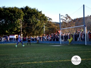 
<a style='margin-left: 5px;' class='btn btn-xs btn-social btn-facebook' href='https://www.facebook.com/sharer/sharer.php?u=https://www.boladovale.com.br/imgs/800-800-90/conteudo/fotos/1904/img8114.jpg' rel='popup' data-width='500' data-height='400'><i class='fa fa-facebook'></i>Compartilhar <span class='hidden-xs'>no Facebook</span>
</a> 
<a class='btn btn-default btn-xs' target='_blank' href='imgs/800-800-90/conteudo/fotos/1904/img8114.jpg'>
<span class='glyphicon glyphicon-cloud-download'></span> Salvar
</a> 
<span></span>