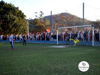 
<a style='margin-left: 5px;' class='btn btn-xs btn-social btn-facebook' href='https://www.facebook.com/sharer/sharer.php?u=https://www.boladovale.com.br/imgs/800-800-90/conteudo/fotos/1904/img8133.jpg' rel='popup' data-width='500' data-height='400'><i class='fa fa-facebook'></i>Compartilhar <span class='hidden-xs'>no Facebook</span>
</a> 
<a class='btn btn-default btn-xs' target='_blank' href='imgs/800-800-90/conteudo/fotos/1904/img8133.jpg'>
<span class='glyphicon glyphicon-cloud-download'></span> Salvar
</a> 
<span></span>