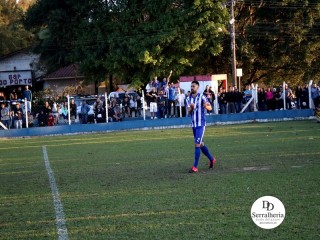 
<a style='margin-left: 5px;' class='btn btn-xs btn-social btn-facebook' href='https://www.facebook.com/sharer/sharer.php?u=https://www.boladovale.com.br/imgs/800-800-90/conteudo/fotos/1904/img8136.jpg' rel='popup' data-width='500' data-height='400'><i class='fa fa-facebook'></i>Compartilhar <span class='hidden-xs'>no Facebook</span>
</a> 
<a class='btn btn-default btn-xs' target='_blank' href='imgs/800-800-90/conteudo/fotos/1904/img8136.jpg'>
<span class='glyphicon glyphicon-cloud-download'></span> Salvar
</a> 
<span></span>