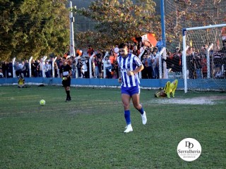 
<a style='margin-left: 5px;' class='btn btn-xs btn-social btn-facebook' href='https://www.facebook.com/sharer/sharer.php?u=https://www.boladovale.com.br/imgs/800-800-90/conteudo/fotos/1904/img8152.jpg' rel='popup' data-width='500' data-height='400'><i class='fa fa-facebook'></i>Compartilhar <span class='hidden-xs'>no Facebook</span>
</a> 
<a class='btn btn-default btn-xs' target='_blank' href='imgs/800-800-90/conteudo/fotos/1904/img8152.jpg'>
<span class='glyphicon glyphicon-cloud-download'></span> Salvar
</a> 
<span></span>