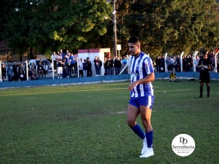 
<a style='margin-left: 5px;' class='btn btn-xs btn-social btn-facebook' href='https://www.facebook.com/sharer/sharer.php?u=https://www.boladovale.com.br/imgs/800-800-90/conteudo/fotos/1904/img8153.jpg' rel='popup' data-width='500' data-height='400'><i class='fa fa-facebook'></i>Compartilhar <span class='hidden-xs'>no Facebook</span>
</a> 
<a class='btn btn-default btn-xs' target='_blank' href='imgs/800-800-90/conteudo/fotos/1904/img8153.jpg'>
<span class='glyphicon glyphicon-cloud-download'></span> Salvar
</a> 
<span></span>