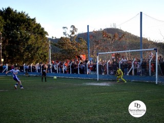 
<a style='margin-left: 5px;' class='btn btn-xs btn-social btn-facebook' href='https://www.facebook.com/sharer/sharer.php?u=https://www.boladovale.com.br/imgs/800-800-90/conteudo/fotos/1904/img8164.jpg' rel='popup' data-width='500' data-height='400'><i class='fa fa-facebook'></i>Compartilhar <span class='hidden-xs'>no Facebook</span>
</a> 
<a class='btn btn-default btn-xs' target='_blank' href='imgs/800-800-90/conteudo/fotos/1904/img8164.jpg'>
<span class='glyphicon glyphicon-cloud-download'></span> Salvar
</a> 
<span></span>