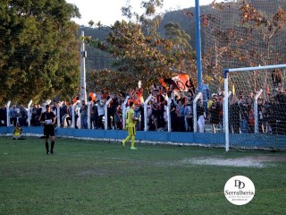 
<a style='margin-left: 5px;' class='btn btn-xs btn-social btn-facebook' href='https://www.facebook.com/sharer/sharer.php?u=https://www.boladovale.com.br/imgs/800-800-90/conteudo/fotos/1904/img8184.jpg' rel='popup' data-width='500' data-height='400'><i class='fa fa-facebook'></i>Compartilhar <span class='hidden-xs'>no Facebook</span>
</a> 
<a class='btn btn-default btn-xs' target='_blank' href='imgs/800-800-90/conteudo/fotos/1904/img8184.jpg'>
<span class='glyphicon glyphicon-cloud-download'></span> Salvar
</a> 
<span></span>