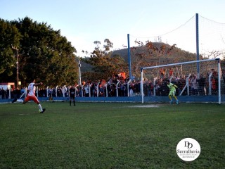 
<a style='margin-left: 5px;' class='btn btn-xs btn-social btn-facebook' href='https://www.facebook.com/sharer/sharer.php?u=https://www.boladovale.com.br/imgs/800-800-90/conteudo/fotos/1904/img8186.jpg' rel='popup' data-width='500' data-height='400'><i class='fa fa-facebook'></i>Compartilhar <span class='hidden-xs'>no Facebook</span>
</a> 
<a class='btn btn-default btn-xs' target='_blank' href='imgs/800-800-90/conteudo/fotos/1904/img8186.jpg'>
<span class='glyphicon glyphicon-cloud-download'></span> Salvar
</a> 
<span></span>