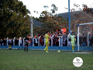 
<a style='margin-left: 5px;' class='btn btn-xs btn-social btn-facebook' href='https://www.facebook.com/sharer/sharer.php?u=https://www.boladovale.com.br/imgs/800-800-90/conteudo/fotos/1904/img8235.jpg' rel='popup' data-width='500' data-height='400'><i class='fa fa-facebook'></i>Compartilhar <span class='hidden-xs'>no Facebook</span>
</a> 
<a class='btn btn-default btn-xs' target='_blank' href='imgs/800-800-90/conteudo/fotos/1904/img8235.jpg'>
<span class='glyphicon glyphicon-cloud-download'></span> Salvar
</a> 
<span></span>