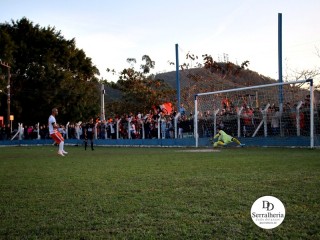 
<a style='margin-left: 5px;' class='btn btn-xs btn-social btn-facebook' href='https://www.facebook.com/sharer/sharer.php?u=https://www.boladovale.com.br/imgs/800-800-90/conteudo/fotos/1904/img8246.jpg' rel='popup' data-width='500' data-height='400'><i class='fa fa-facebook'></i>Compartilhar <span class='hidden-xs'>no Facebook</span>
</a> 
<a class='btn btn-default btn-xs' target='_blank' href='imgs/800-800-90/conteudo/fotos/1904/img8246.jpg'>
<span class='glyphicon glyphicon-cloud-download'></span> Salvar
</a> 
<span></span>