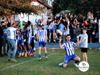 
<a style='margin-left: 5px;' class='btn btn-xs btn-social btn-facebook' href='https://www.facebook.com/sharer/sharer.php?u=https://www.boladovale.com.br/imgs/800-800-90/conteudo/fotos/1904/img8277.jpg' rel='popup' data-width='500' data-height='400'><i class='fa fa-facebook'></i>Compartilhar <span class='hidden-xs'>no Facebook</span>
</a> 
<a class='btn btn-default btn-xs' target='_blank' href='imgs/800-800-90/conteudo/fotos/1904/img8277.jpg'>
<span class='glyphicon glyphicon-cloud-download'></span> Salvar
</a> 
<span></span>