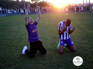 
<a style='margin-left: 5px;' class='btn btn-xs btn-social btn-facebook' href='https://www.facebook.com/sharer/sharer.php?u=https://www.boladovale.com.br/imgs/800-800-90/conteudo/fotos/1904/img8289.jpg' rel='popup' data-width='500' data-height='400'><i class='fa fa-facebook'></i>Compartilhar <span class='hidden-xs'>no Facebook</span>
</a> 
<a class='btn btn-default btn-xs' target='_blank' href='imgs/800-800-90/conteudo/fotos/1904/img8289.jpg'>
<span class='glyphicon glyphicon-cloud-download'></span> Salvar
</a> 
<span></span>