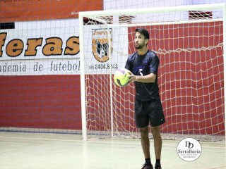
<a style='margin-left: 5px;' class='btn btn-xs btn-social btn-facebook' href='https://www.facebook.com/sharer/sharer.php?u=https://www.boladovale.com.br/imgs/800-800-90/conteudo/fotos/1906/img8630.jpg' rel='popup' data-width='500' data-height='400'><i class='fa fa-facebook'></i>Compartilhar <span class='hidden-xs'>no Facebook</span>
</a> 
<a class='btn btn-default btn-xs' target='_blank' href='imgs/800-800-90/conteudo/fotos/1906/img8630.jpg'>
<span class='glyphicon glyphicon-cloud-download'></span> Salvar
</a> 
<span></span>