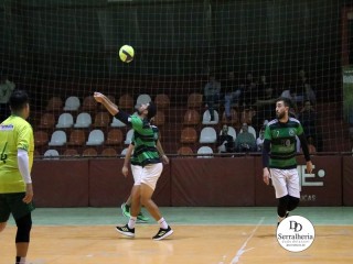 
<a style='margin-left: 5px;' class='btn btn-xs btn-social btn-facebook' href='https://www.facebook.com/sharer/sharer.php?u=https://www.boladovale.com.br/imgs/800-800-90/conteudo/fotos/1906/img8699.jpg' rel='popup' data-width='500' data-height='400'><i class='fa fa-facebook'></i>Compartilhar <span class='hidden-xs'>no Facebook</span>
</a> 
<a class='btn btn-default btn-xs' target='_blank' href='imgs/800-800-90/conteudo/fotos/1906/img8699.jpg'>
<span class='glyphicon glyphicon-cloud-download'></span> Salvar
</a> 
<span></span>