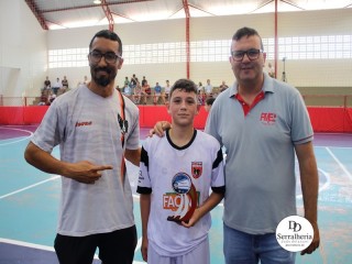
<a style='margin-left: 5px;' class='btn btn-xs btn-social btn-facebook' href='https://www.facebook.com/sharer/sharer.php?u=https://www.boladovale.com.br/imgs/800-800-90/conteudo/fotos/1907/img8830.jpg' rel='popup' data-width='500' data-height='400'><i class='fa fa-facebook'></i>Compartilhar <span class='hidden-xs'>no Facebook</span>
</a> 
<a class='btn btn-default btn-xs' target='_blank' href='imgs/800-800-90/conteudo/fotos/1907/img8830.jpg'>
<span class='glyphicon glyphicon-cloud-download'></span> Salvar
</a> 
<span></span>